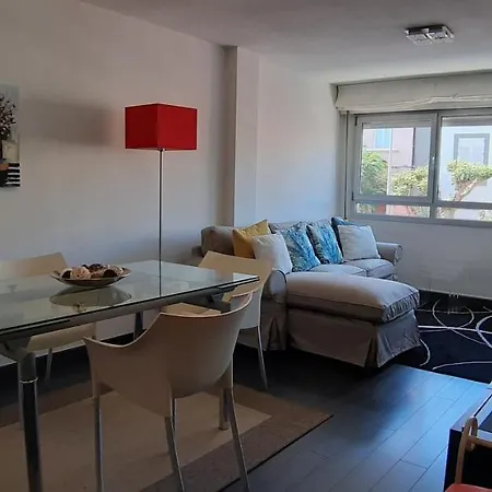 La Marina-ciudad Jardin Appartement